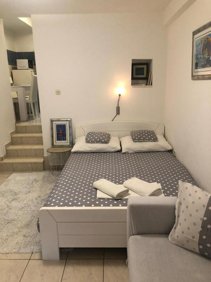 Old Town Apartment Nina 1 Split Bagian luar foto