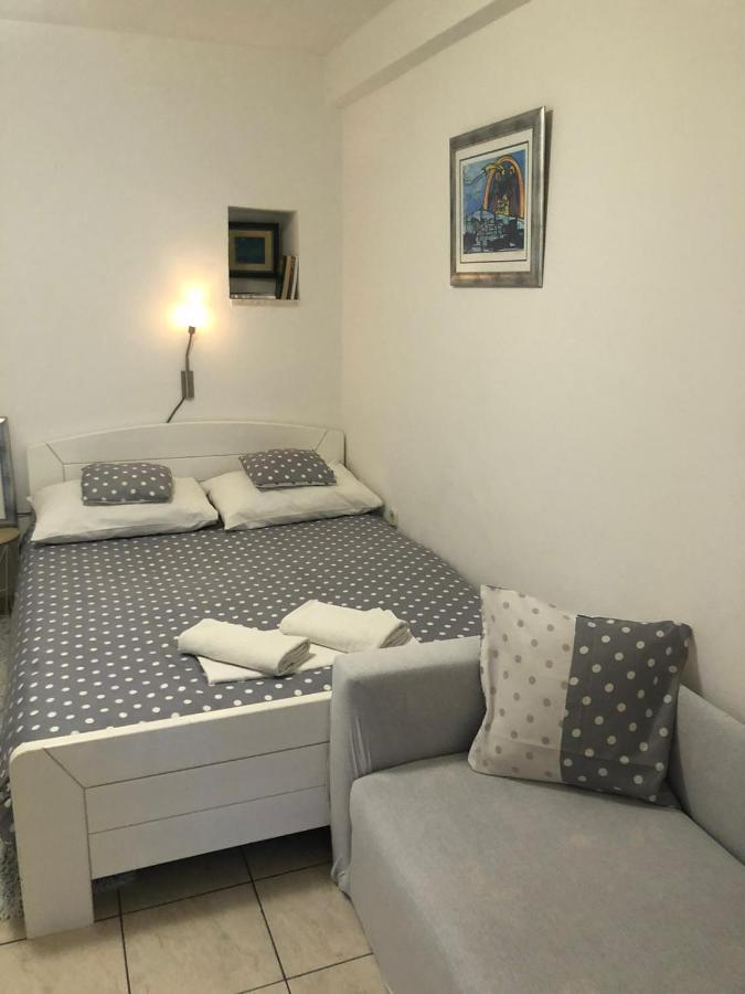 Old Town Apartment Nina 1 Split Bagian luar foto
