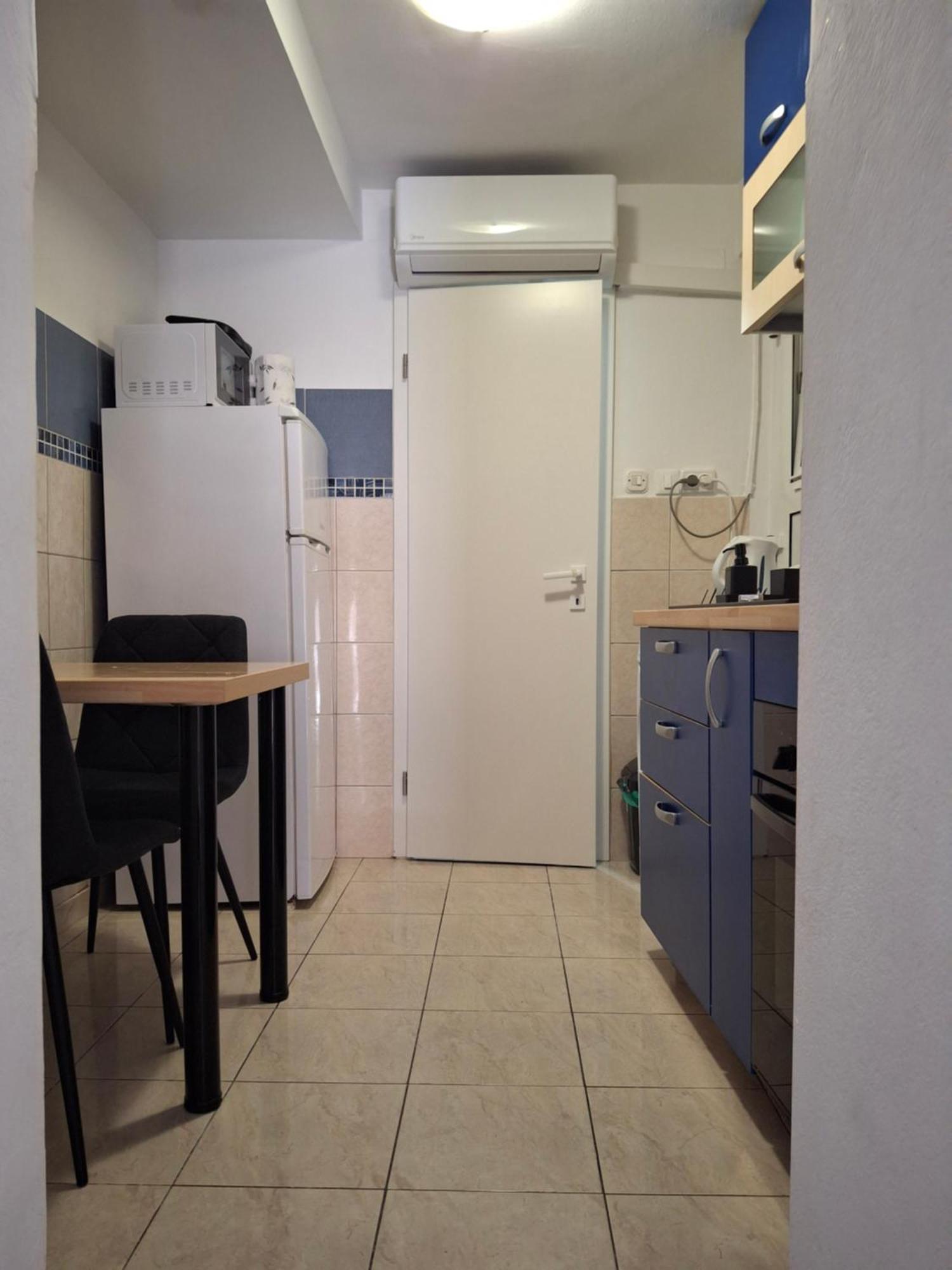 Old Town Apartment Nina 1 Split Bagian luar foto